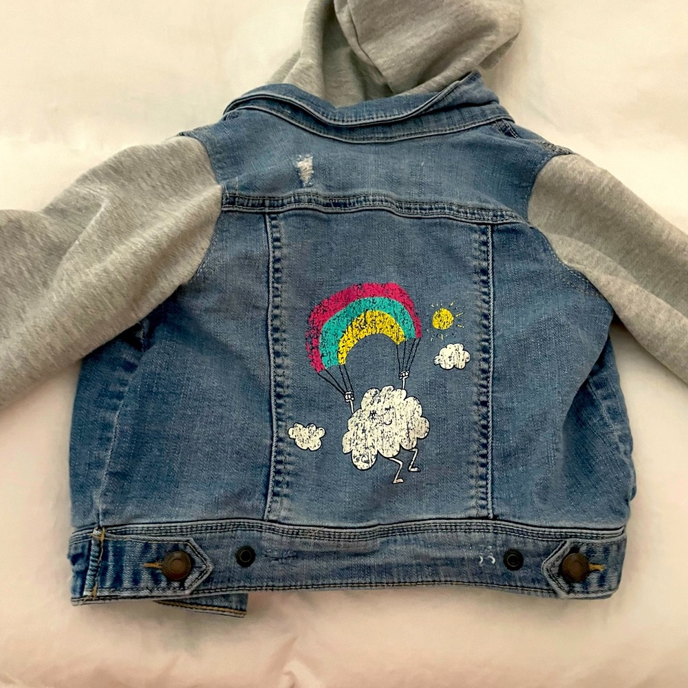 Jean jacket with knit sleeves